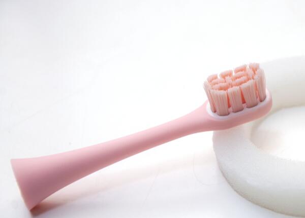 如何選擇適合小學(xué)生的兒童電動牙刷